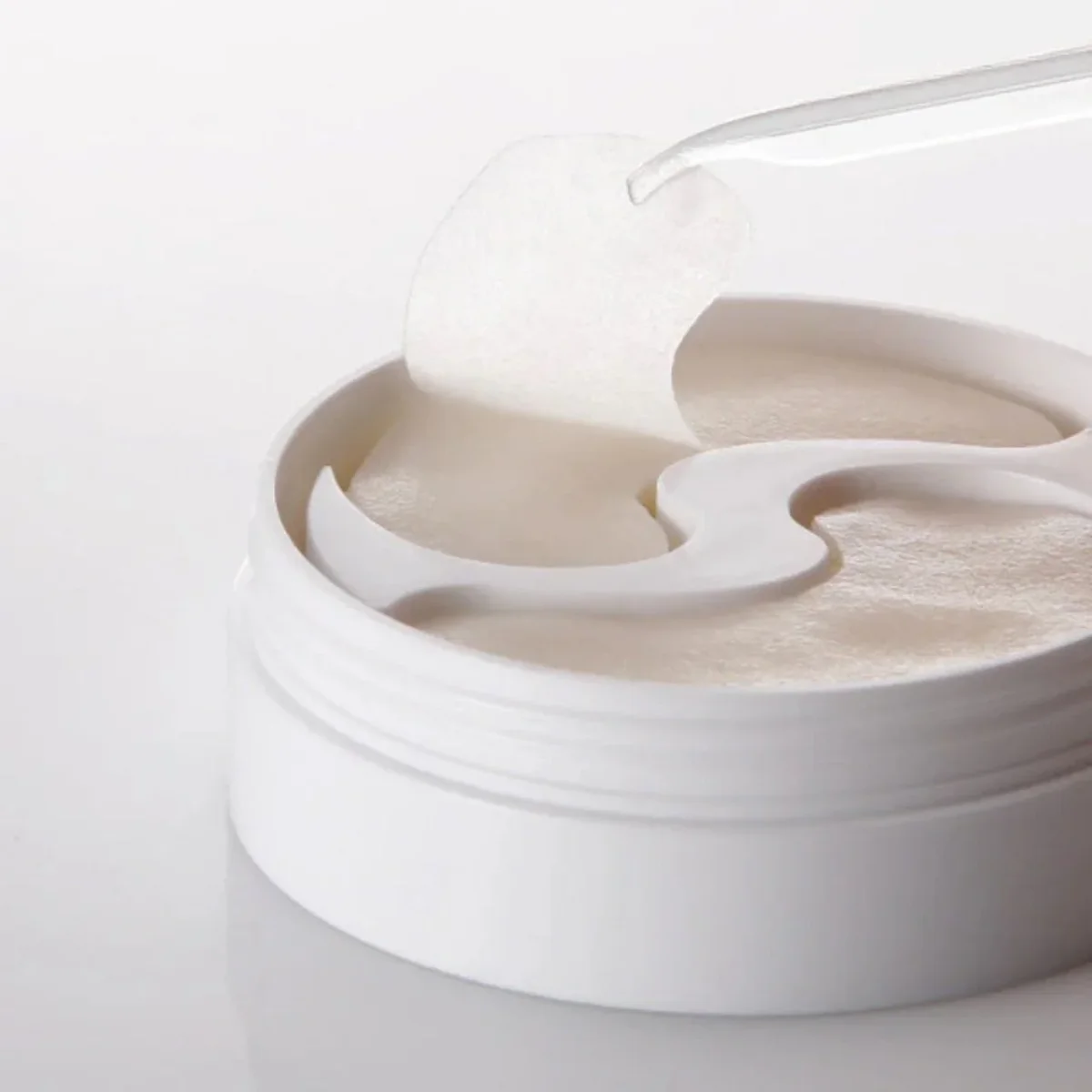 Petitfee Revitaliserande ögonplåster med betaglukan och adenosin – 60 stycken - Bild 4